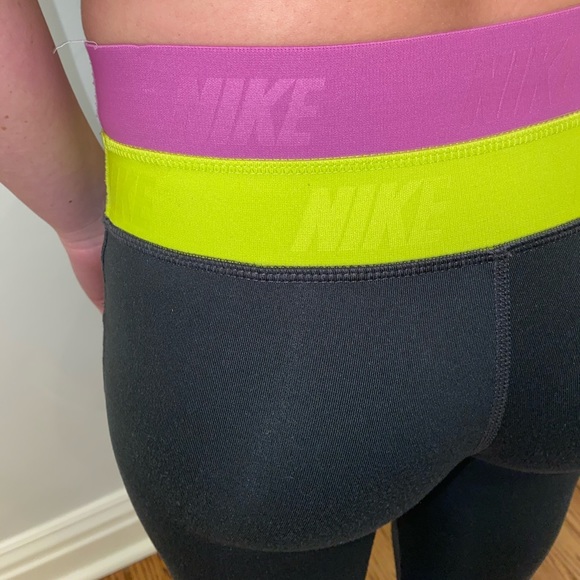 Nike cropped leggings - Picture 3 of 7